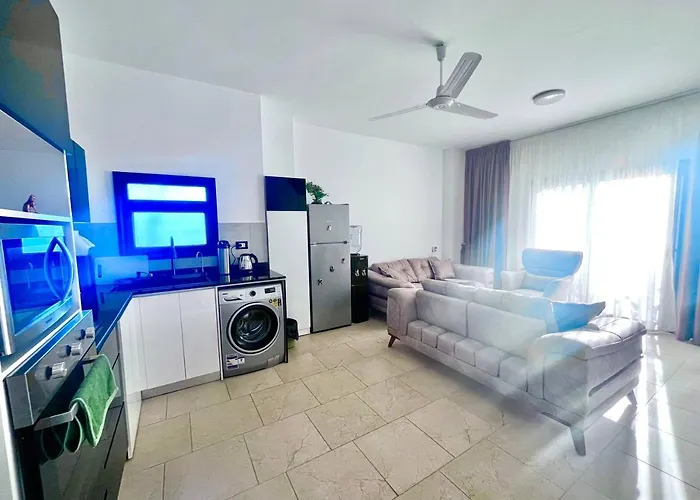 Front 2 Bedrooms * Hurghada
