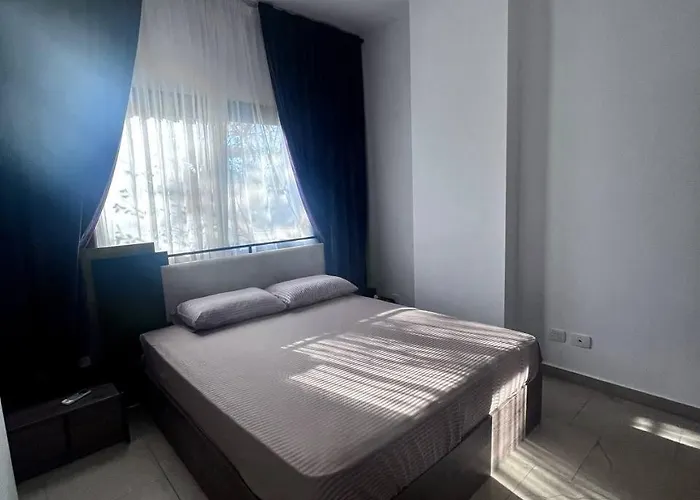 Front 2 Bedrooms Appartement